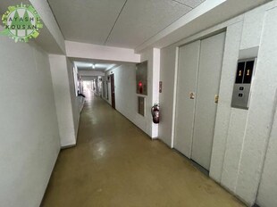 スカイコート大手町の物件外観写真